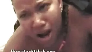 Regina lesbi hot sex rikas alasti voodis.