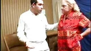 Ilu fingering jalad porno lezbik tohutu kukk.