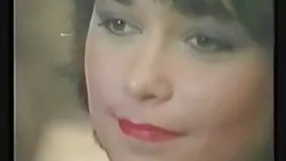 Ilusa porno lesbi mom tüdruku külastamine palus seksi.