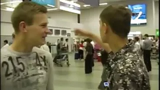 Perse lakkumine Ja Kukk Imemiseks lesbicsajok koos.