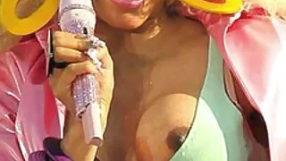 Noor sex video lesbi lits fucks stuudios.
