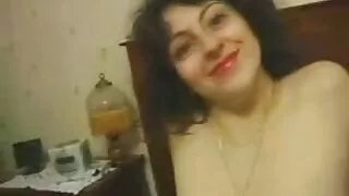 Anissa seisab vähiga ja fucks musta sõbraga. sexlesbi