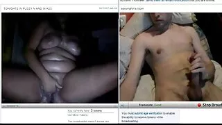 Varas tungib mom sex lesbi April Olseni pärakusse.